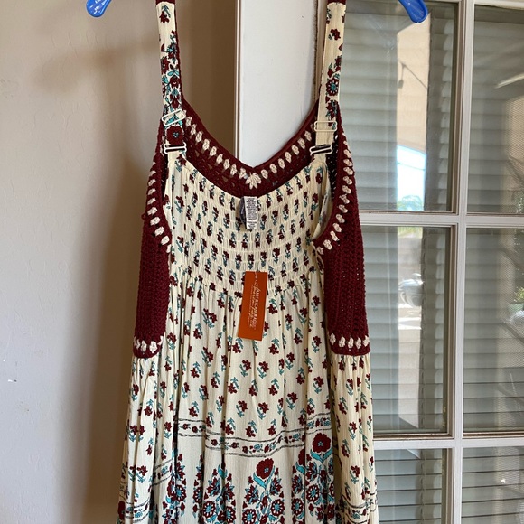 Cute retro style tank! - Picture 2 of 5